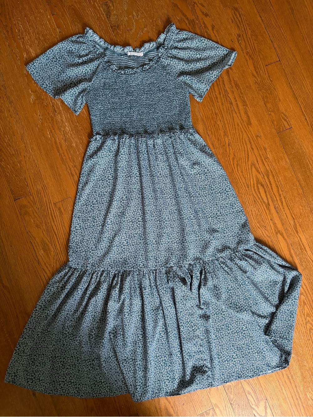 Ellison Blue Ditsy Floral Smocked Midi Dress Size S